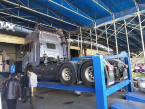 4 post car lift