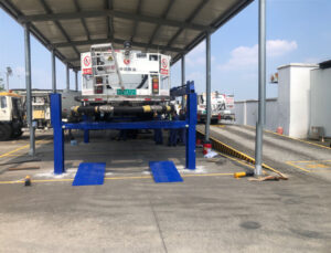 4 post car lift