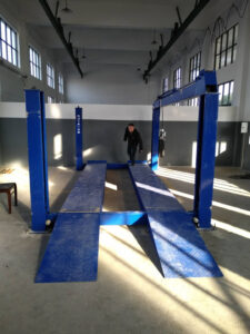 four post for forklift